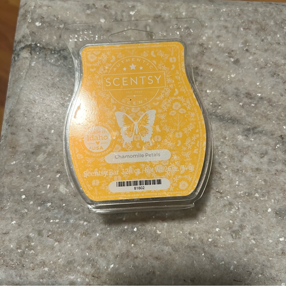 Scentsy Chamomile Petals Wax Bar